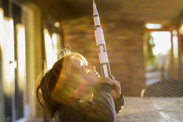 Comment la technologie de l'IA est-elle utilisée dans les aspirateurs robots pour optimiser le nettoyage ?